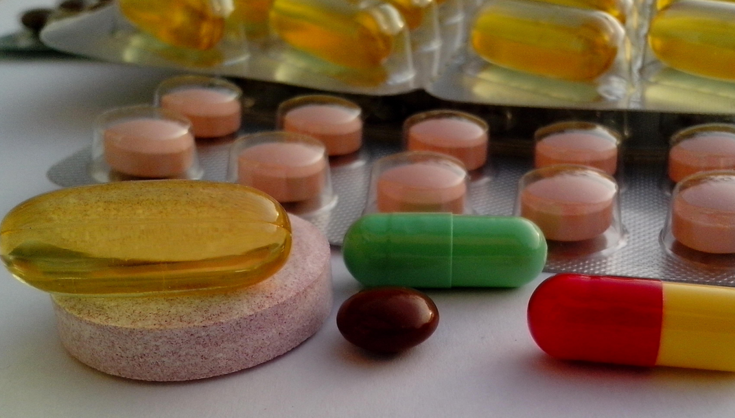 The 10 worst toxins in vitamins, supplements and health foods (Audio)