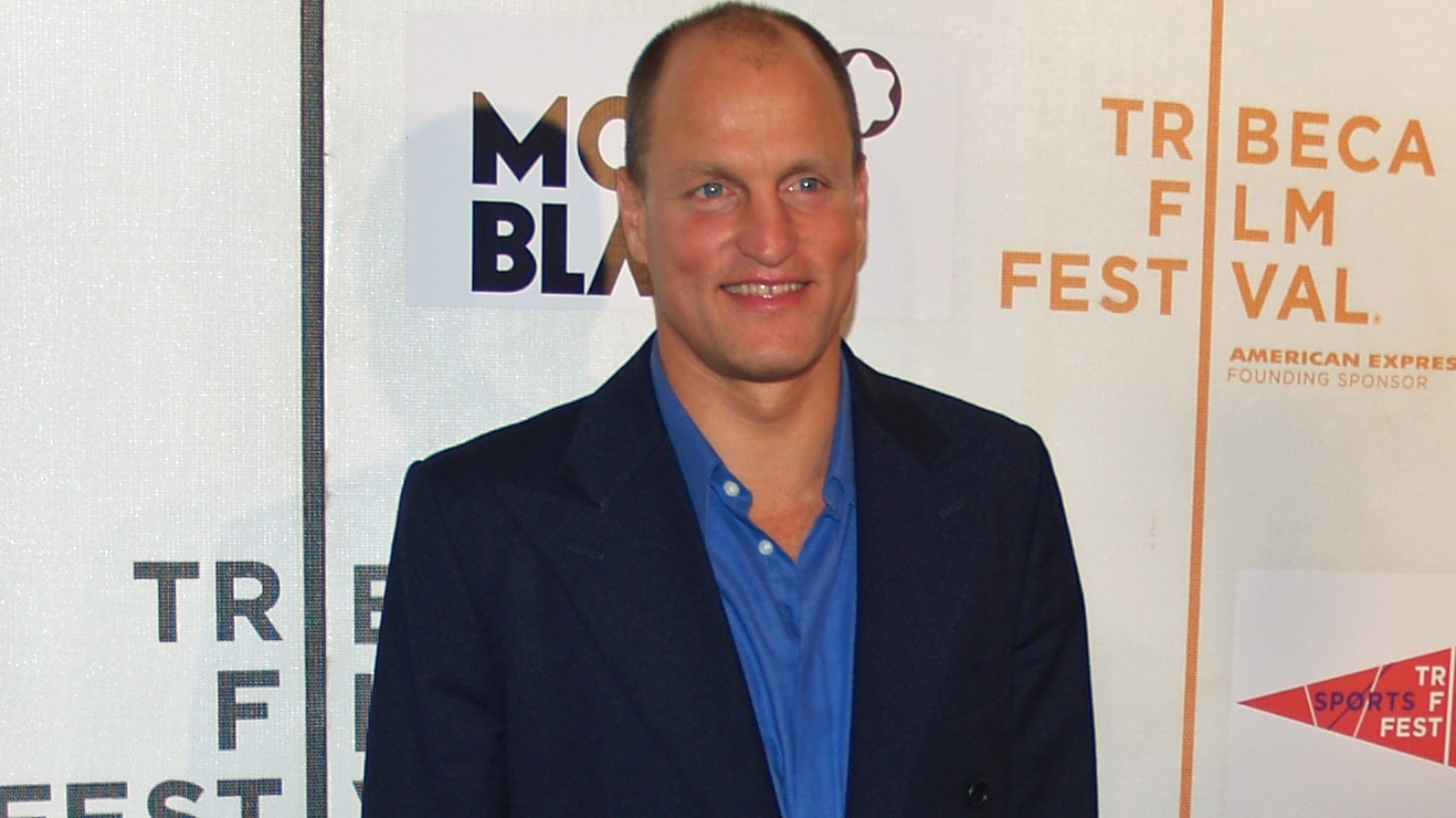 Woody Harrelson destroys the myth of our current political system: “I am really not a believer in big government”