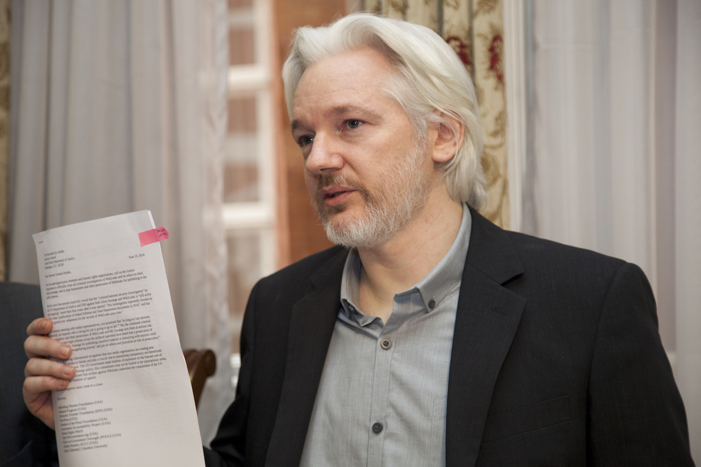 Ecuador govt claims Assange was ‘interfering’ with the US election so they silenced him