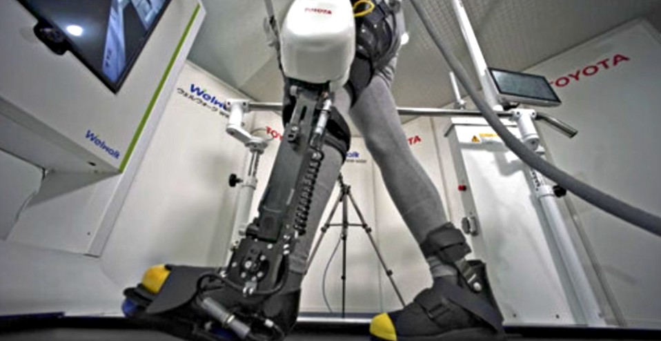 Toyota announces robotic leg “WelWalk WW-1000” that helps paralyzed people walk
