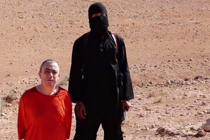 The U.S. is staging terror videos, are the ISIS beheading videos among the ‘faked’?