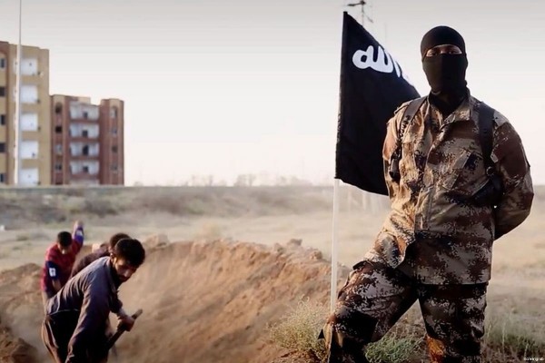 ISIS mocks the U.S., promises destruction of Islam’s enemies in video