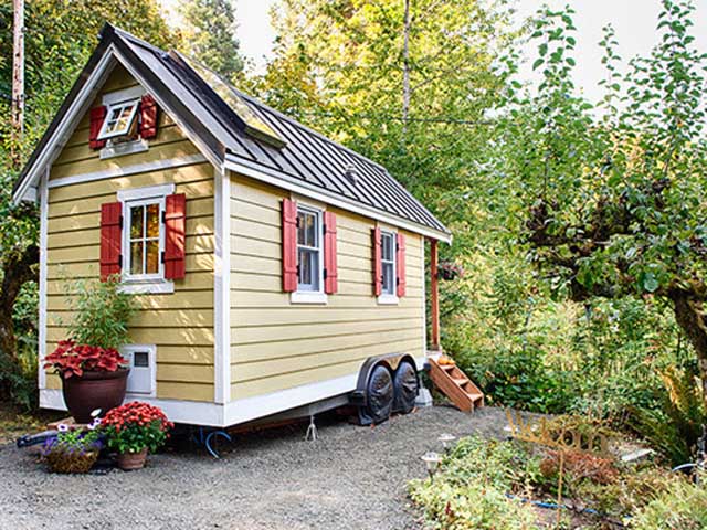 Federal government closing in on miniature, off-the-grid homes: Could they soon be illegal?