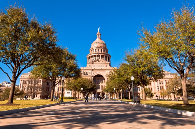 Texas independence: state urges an ‘exit’ to the federal refugee program over terror concerns