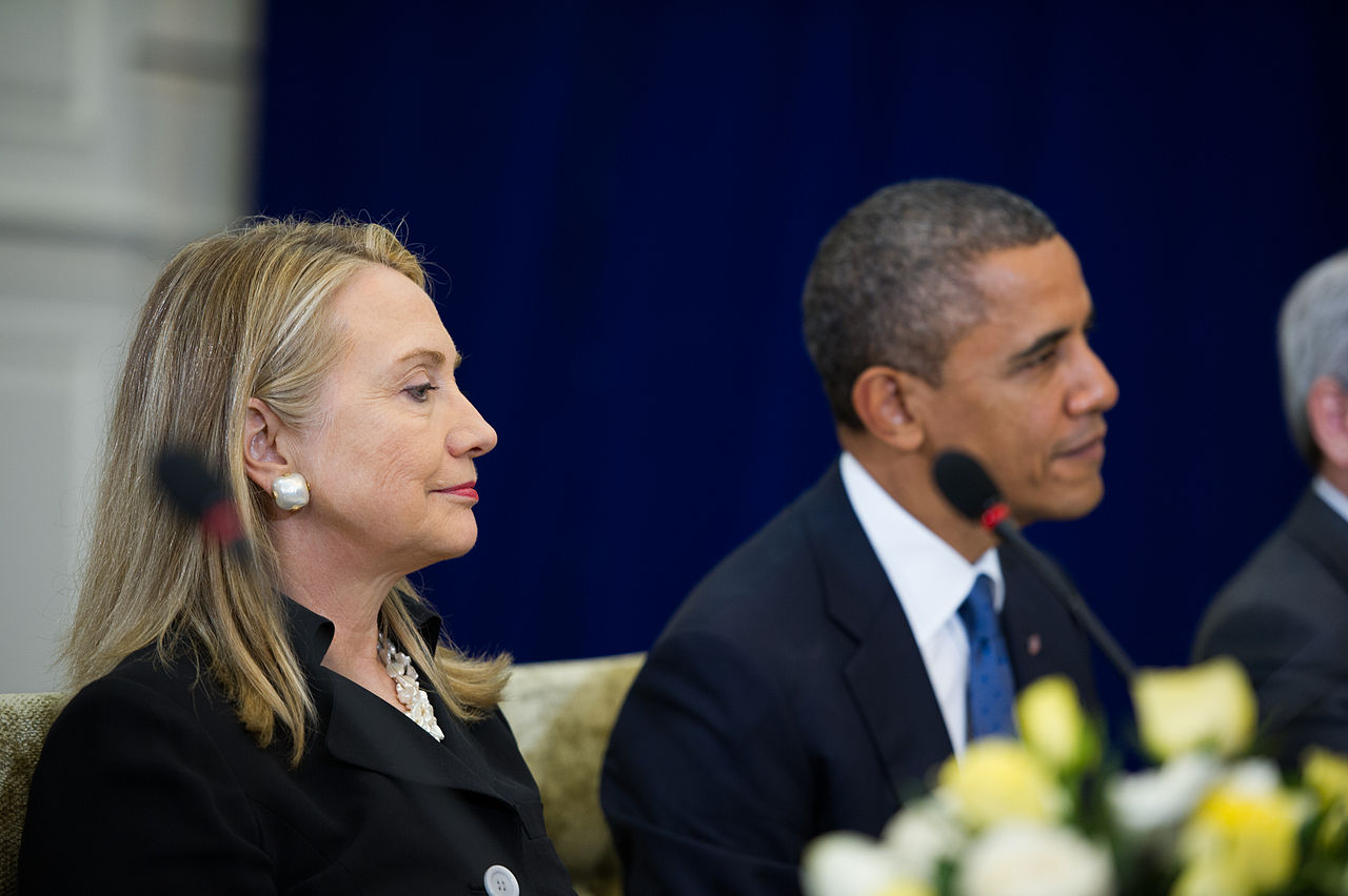 Obama, Clinton involved in supplying weapons to Islamic extremists