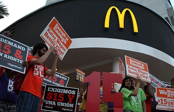 McDonald’s CEO warns $15 minimum wage will lead to ‘massive layoffs’ as fast food industry replaces workers with self-serve kiosks