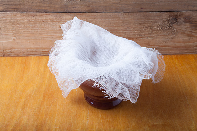 Wonderful, versatile cheesecloth – a must have for preppers, campers, and homesteaders