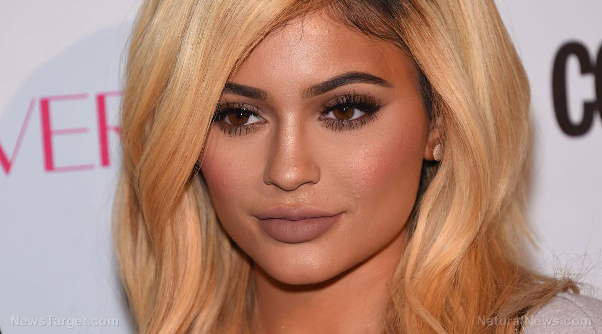 Kylie Cosmetics products are made with oxybenzone, a chemical with high reproductive toxicity and immunotoxicity… clueless youth think it makes them look beautiful