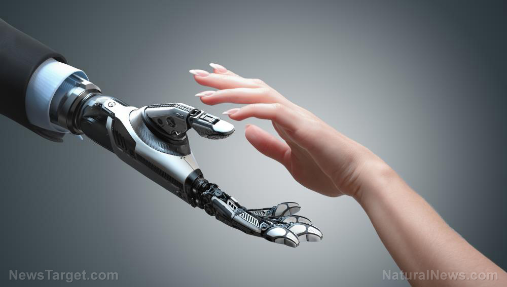 Researchers develop “non-invasive” prosthetic robot arm