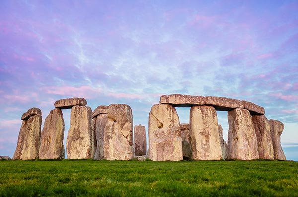 Scientists crack the code on the mystery of Stonehenge’s creation: They might have used lard