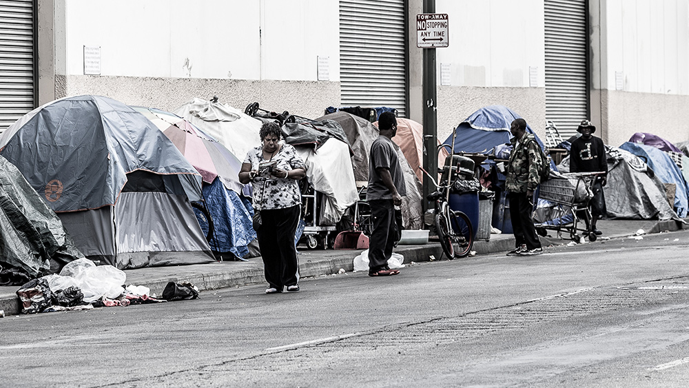 Feeding LA’s homeless industrial complex
